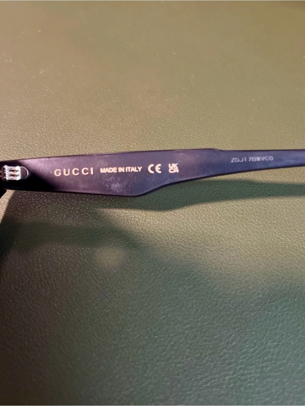 Gucci Men's Black Sunglasses with Gold Detail